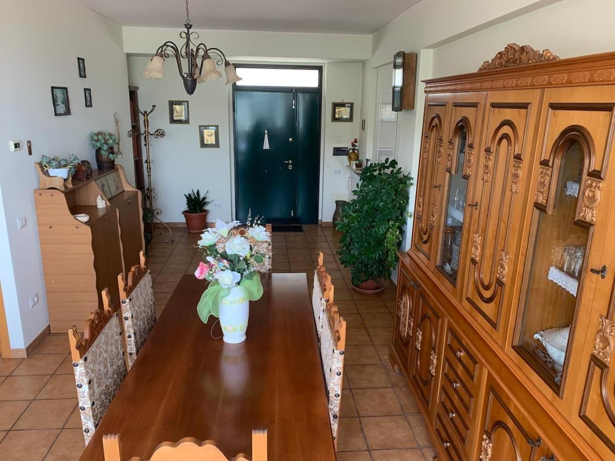 Casa Di Tommaso Leilighet Sonnino Eksteriør bilde