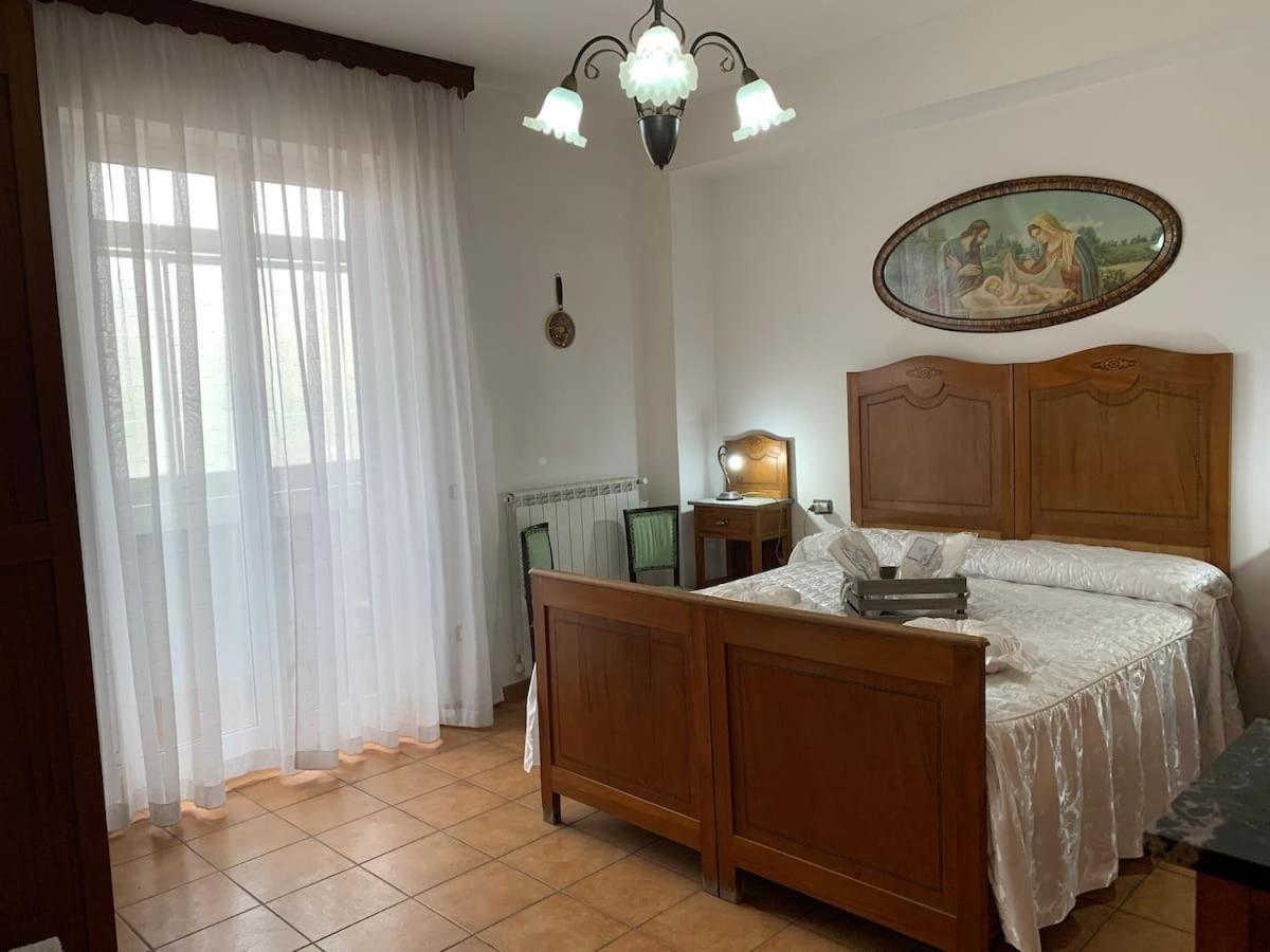 Casa Di Tommaso Leilighet Sonnino Eksteriør bilde